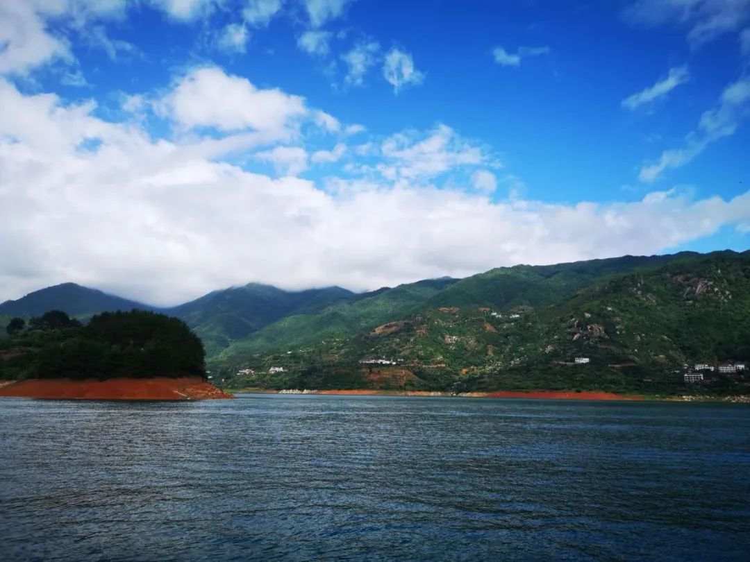 大地仁部門團建（一）：山水之間，攜手同行！
